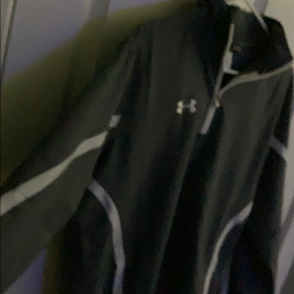 Under Armour quarter zip - Picture 2 of 4